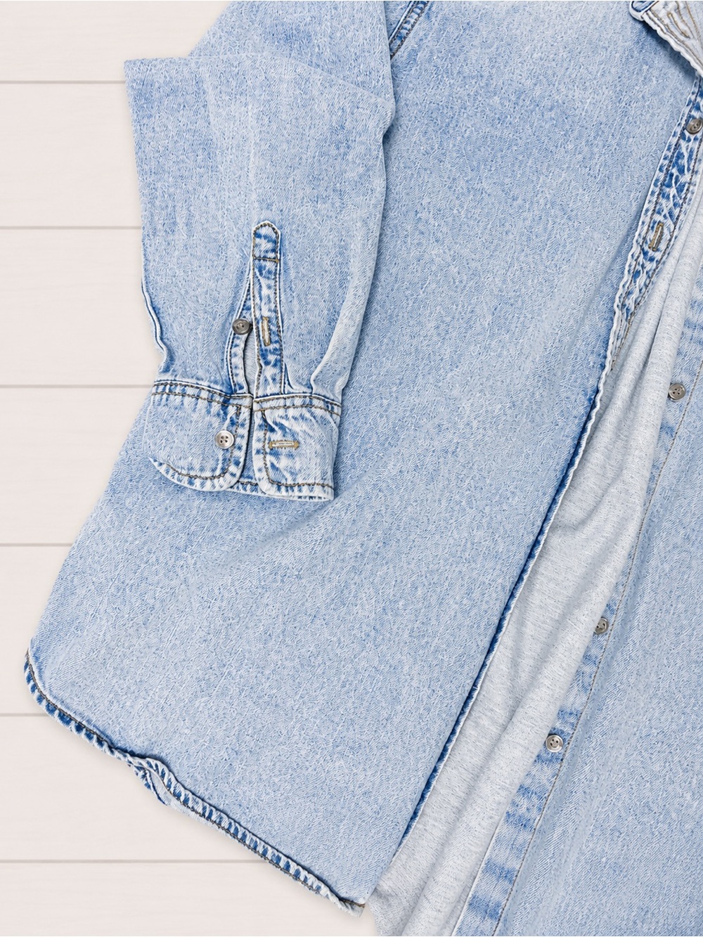 Universal Thread Light Wash Denim Jean Jacket - Picture 3 of 4